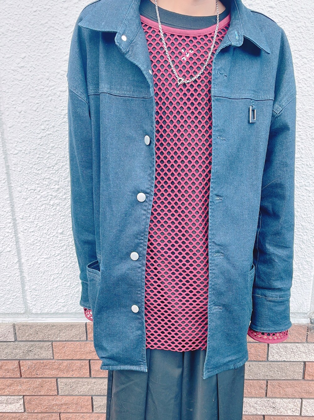 「春服デビュー宣言、メンズコーデ、ビックシルエット」｜「ADRERのcomfortable mesh high stretch big pullover/コンフォータブルメッシュハイストレッチビックプルオーバー（Tシャツ/カットソー、レッド系）」を使った、y氏さん（メンズ・168cm）の春コーディネートの1枚目の写真