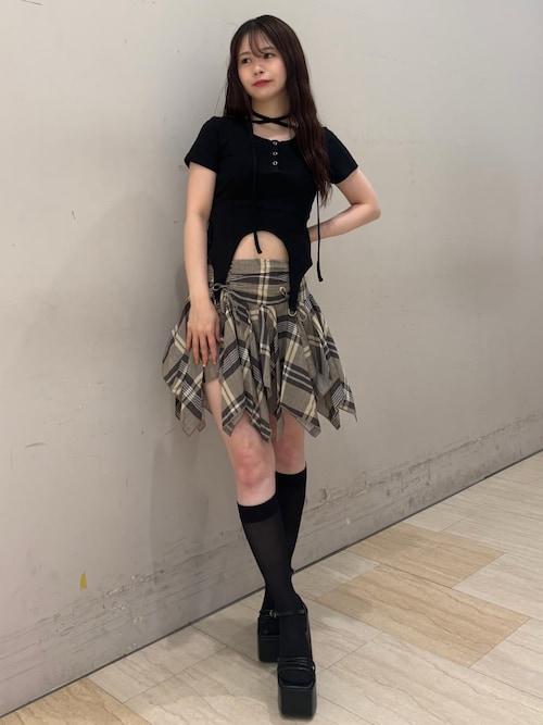 セール】ヘンリーネックヘムフレアトップス（Tシャツ/カットソー