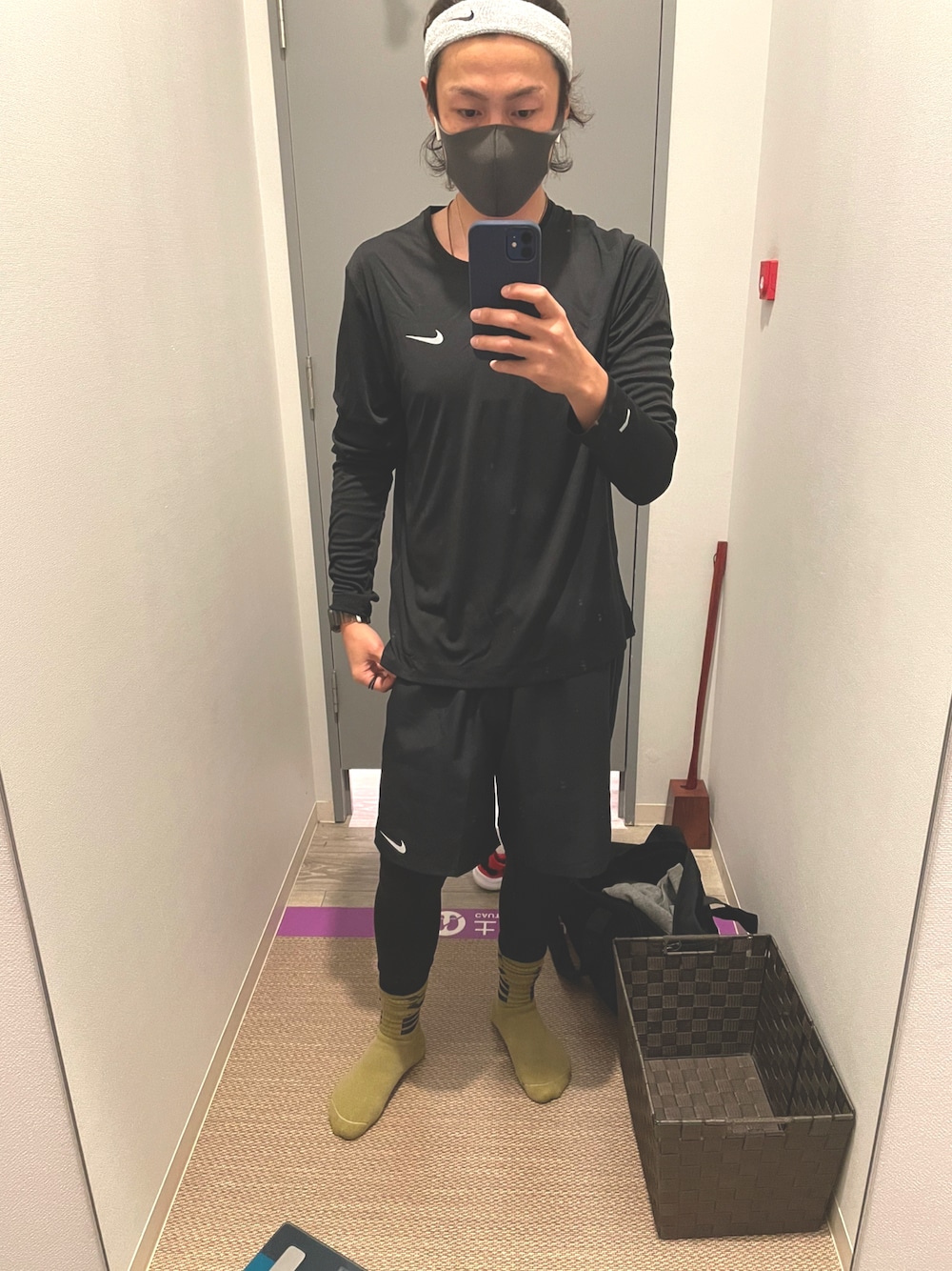 whimt-nさんの（NIKE）を使ったコーディネートの1枚目の写真