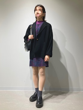 「ショート丈トップス」｜「アイテム（ローファー）」を使った、きななさん（レディース・157cm）の冬コーディネート