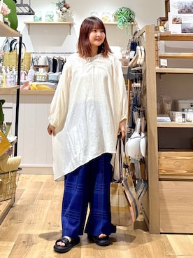 「studio CLIP（スタディオクリップ）のアイテム（その他パンツ）」を使った、MAIKOさん（レディース・150cm）の秋コーディネート