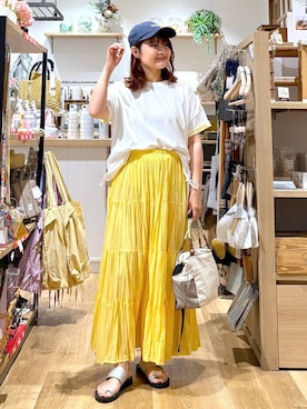 「studio CLIP（スタディオクリップ）の軽らくトングサンダル（サンダル、シルバー系）」を使った、MAIKOさん（レディース・150cm）の夏コーディネート