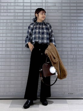 「アイテム（キーホルダー、ホワイト系）」を使った、MAIKOさん（レディース・150cm）の秋コーディネート