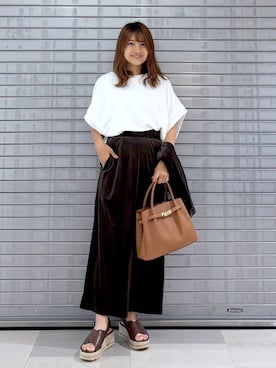 「Elura（エルーラ）の厚底ジュートクロスサンダル（サンダル）」を使った、MAIKOさん（レディース・150cm・30代）の秋コーディネート