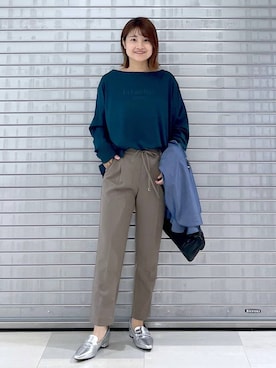 「Elura（エルーラ）のアイテム（ローファー）」を使った、MAIKOさん（レディース・150cm）の秋コーディネート