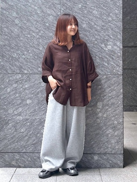 「LOWRYS FARM（ローリーズファーム）のカットイージーコクーンパンツ　292362（スウェットパンツ、グレー系）」を使った、MAIKOさん（レディース・150cm）の夏コーディネート