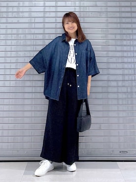 「Elura（エルーラ）のアイテム（スニーカー）」を使った、MAIKOさん（レディース・150cm）の夏コーディネート