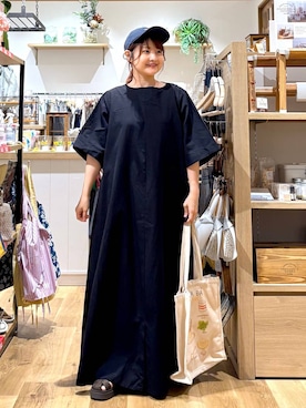 「studio CLIP（スタディオクリップ）の軽らく厚底グルカサンダル（サンダル、ブラック系）」を使った、MAIKOさん（レディース・150cm）の夏コーディネート