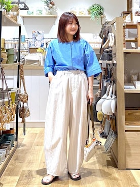 「studio CLIP（スタディオクリップ）の軽らくトングサンダル（サンダル、シルバー系）」を使った、MAIKOさん（レディース・150cm）の夏コーディネート