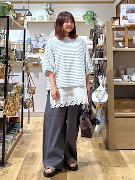 「studio CLIP（スタディオクリップ）の軽らくパテッドクロスサンダル（サンダル、ベージュ系）」を使った、MAIKOさん（レディース・150cm）の夏コーディネート