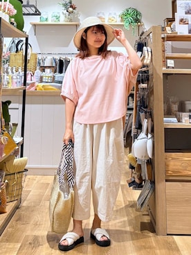 「studio CLIP（スタディオクリップ）のアイテム（Tシャツ/カットソー）」を使った、MAIKOさん（レディース・150cm）の夏コーディネート