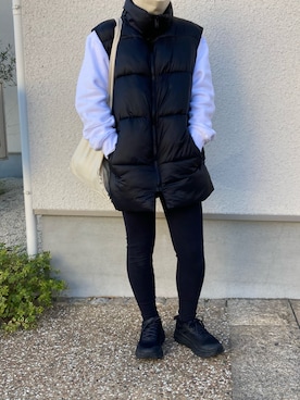 「HOKA（ホカ）のホカ HOKA ボンダイ7 ワイド BONDI 7 WIDE（スニーカー）」を使った、s__o1203さん（レディース・155cm）の冬コーディネート