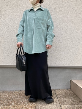 「HOKA（ホカ）のホカ HOKA ボンダイ7 ワイド BONDI 7 WIDE（スニーカー）」を使った、s__o1203さん（レディース・155cm）の冬コーディネート