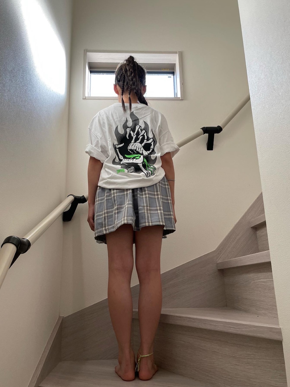 「キッズファッション、キッズコーデ、女の子、スケータースタイル、サンタクルーズ、クリーチャー」｜「CREATUREのアイテム（Tシャツ/カットソー、ホワイト系）」を使った、☆Rico☆さん（キッズ・142cm）の夏コーディネートの1枚目の写真