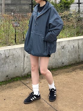 「B.C STOCK（ベーセーストック）のミニチェック柄 アノラックシャツ（シャツ/ブラウス、ブルー系）」を使った、ノアさん（レディース・157cm）の春コーディネート