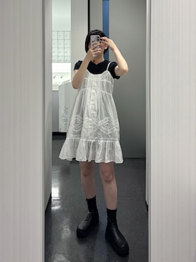 「SLY（スライ）のCOTTON LACE CAMI TUNIC コットンレースキャミチュニック 夏服（チュニック、ホワイト系）」を使った、ノアさん（レディース・157cm）の秋コーディネート