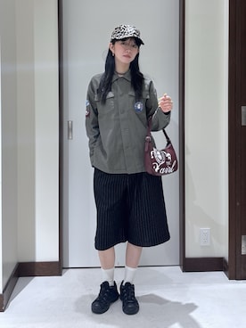 「X-girl（エックスガール）のアイテム（キャップ）」を使った、NATSUHAさん（レディース・165cm）の秋コーディネート