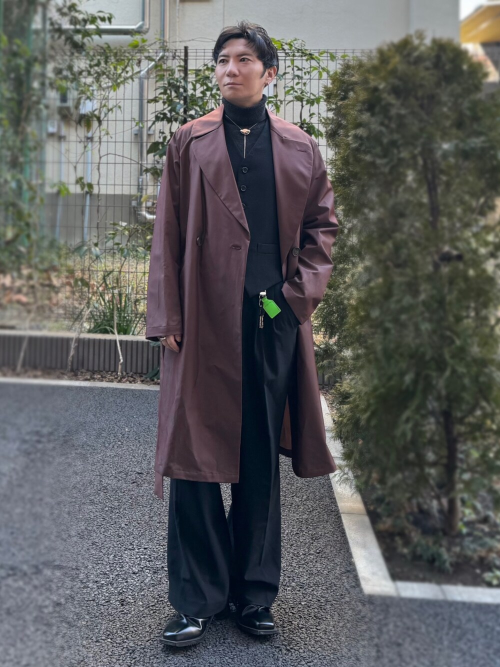 HEVOのトレンチコートを使った人気ファッションコーディネート - WEAR