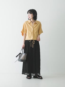 「URBAN RESEARCH（アーバンリサーチ）のラミーレーヨンハーフスリーブシャツ（シャツ/ブラウス、ベージュ系）」を使った、saeさん（レディース・152cm）の春コーディネート