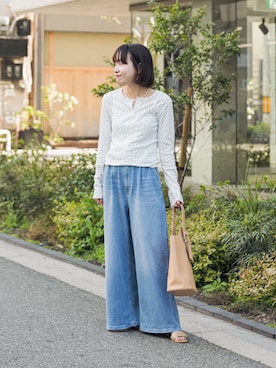 「URBAN RESEARCH（アーバンリサーチ）の『WEB限定』キャミセットフラワーアイレットレースカーディガン（カーディガン/ボレロ、ブルー系）」を使った、saeさん（レディース・152cm）の春コーディネート