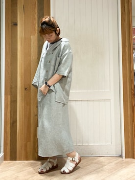 「Samansa Mos2 blue」｜「アイテム（スリッポン）」を使った、タナカさん（レディース・158cm）の夏コーディネート