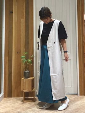 「Samansa Mos2 blue」｜「アイテム（ジャンパースカート）」を使った、タナカさん（レディース・158cm）の夏コーディネート