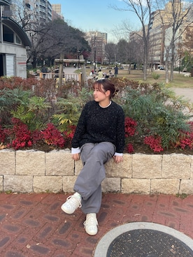 「GU（ジーユー）のアイテム（カーゴパンツ、グレー系）」を使った、LEOさん（レディース・157cm・20代）の冬コーディネート