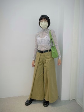 「通勤穿搭」｜「アイテム（パンツ）」を使った、瓜瓜さん（レディース・161cm）の夏コーディネート