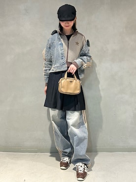 「アイテム（ジャージ）」を使った、ひなさん（レディース・165cm）の秋コーディネート