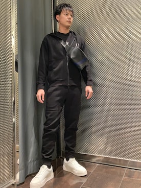 「アイテム（ボディバッグ/ウエストポーチ）」を使った、KAKERUさん（メンズ・170cm）の秋コーディネート