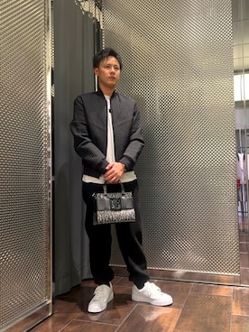 「アイテム（ハンドバッグ）」を使った、KAKERUさん（メンズ・170cm）の秋コーディネート