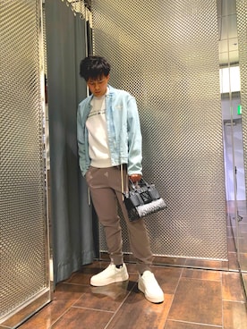 「アイテム（ハンドバッグ）」を使った、KAKERUさん（メンズ・170cm）の秋コーディネート