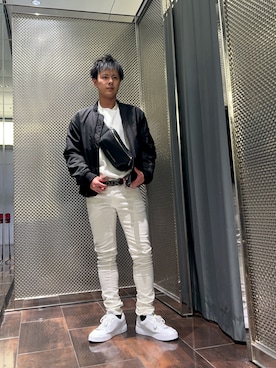 「アイテム（ボディバッグ/ウエストポーチ）」を使った、KAKERUさん（メンズ・170cm）の冬コーディネート