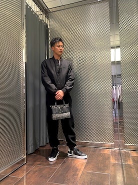 「アイテム（ハンドバッグ）」を使った、KAKERUさん（メンズ・170cm）の秋コーディネート