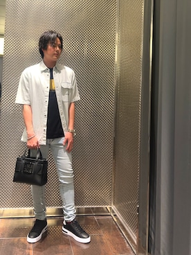 「ARMANI EXCHANGE（アルマーニエクスチェンジ）の【A|X アルマーニ エクスチェンジ】ライトブルー ストライプデニムブルゾン（デニムジャケット、ブルー系）」を使った、KAKERUさん（メンズ・170cm）の春コーディネート