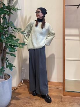 「VIS（ビス）の袖フェザーシアータートルニット（ニット/セーター）」を使った、akariさん（レディース・161cm）の秋コーディネート