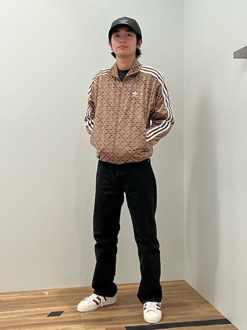 ピッコロの一味様 2点 まとめ商品　adidas平成ギャルピチTセット売り adidas アディダスオリジナルス ハローキティ コラボ トラック