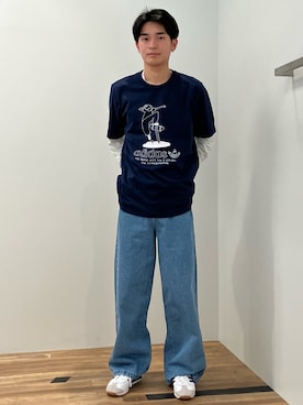 「クセニア・シュナイダー」｜「アイテム（スニーカー）」を使った、ITさん（メンズ・173cm）の春コーディネート