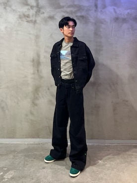 アディダス オリジナルスショップ ダイバーシティ東京 プラザ｜IT使用「adidas（adidas × KSENIASCHNAIDER デニムジャケット）」的時尚穿搭