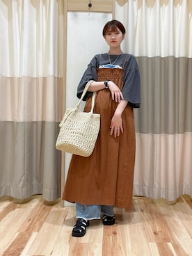 「Samansa Mos2 blue（サマンサモスモスブルー）のアイテム（ワンピース、オレンジ系）」を使った、Nanasaさん（レディース・159cm）の春コーディネート