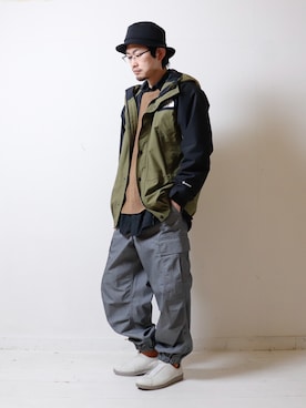 「WHEIR（ウェア）のアイテム」を使った、べーやんさん（メンズ・170cm）の春コーディネート