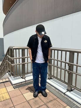「AVIREX（アヴィレックス）のアイテム（パンツ）」を使った、りょーさん（メンズ・178cm）の夏コーディネート