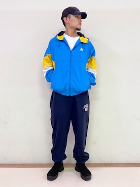 「AVIREX（アヴィレックス）のアイテム（ナイロンジャケット）」を使った、りょーさん（メンズ・178cm）の冬コーディネート