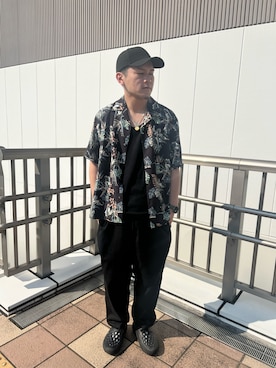 「AVIREX（アヴィレックス）のアイテム（パンツ）」を使った、りょーさん（メンズ・178cm）の夏コーディネート