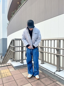 「AVIREX（アヴィレックス）のアイテム（シューズ）」を使った、りょーさん（メンズ・178cm）の秋コーディネート