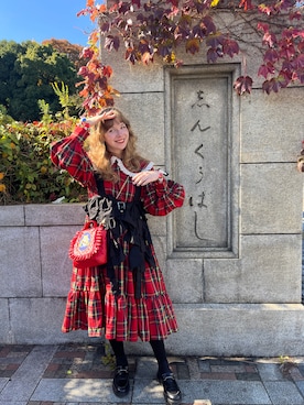 「HEIHEI（ヘイヘイ）のアイテム」を使った、ashleyyroseeさん（レディース・173cm）の夏コーディネート