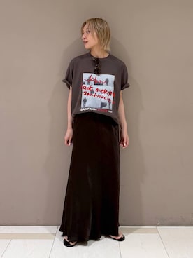 「jj mercer（ジェイジェイマーサー）の【J.J. Mercer】フォトCAR TEE（Tシャツ/カットソー、グレー系）」を使った、ゆうなさん（レディース・156cm）の夏コーディネート