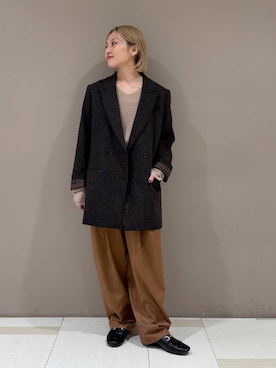 「BABYLONE（バビロン）のTRツイルタックパンツ（その他パンツ、ブラウン系）」を使った、ゆうなさん（レディース・156cm）の秋コーディネート