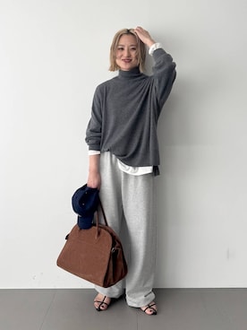 「BABYLONE（バビロン）のハイネックポンチョニット（ニット/セーター）」を使った、ゆうなさん（レディース・156cm）の秋コーディネート