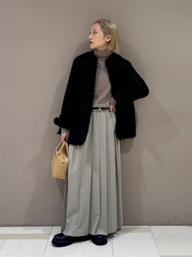 「BABYLONE（バビロン）のアイテム（スカート）」を使った、ゆうなさん（レディース・156cm）の秋コーディネート